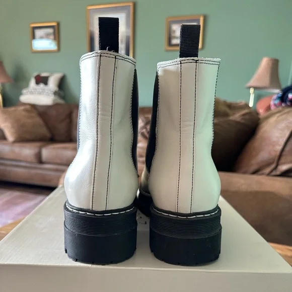 Marc Fisher LID Pauline Lug Sole Chelsea Boot Women CHIC CREAM LEATHER SZ 9 - Picture 6 of 14